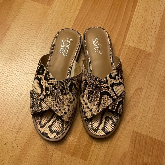 Franco Sarto “Marcos” Sandel, size 6 - Picture 2 of 5